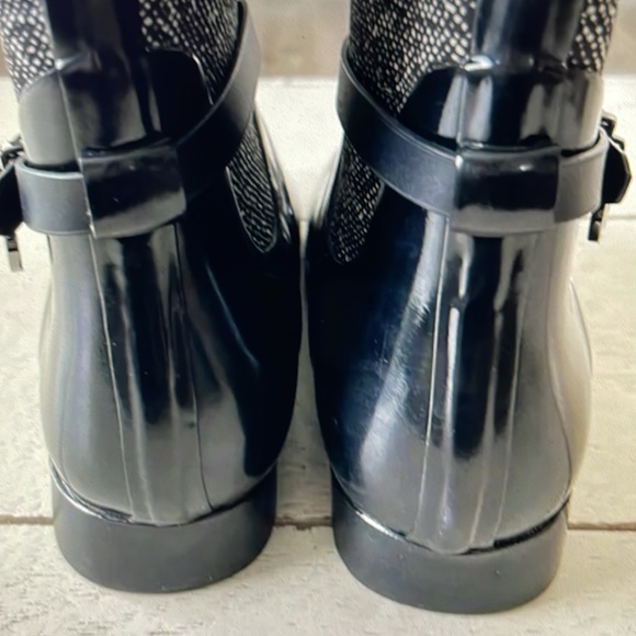 MICHAEL KORS Harness Black/White Print Knee-High Tall Rubber Rain Boots. - Picture 7 of 8
